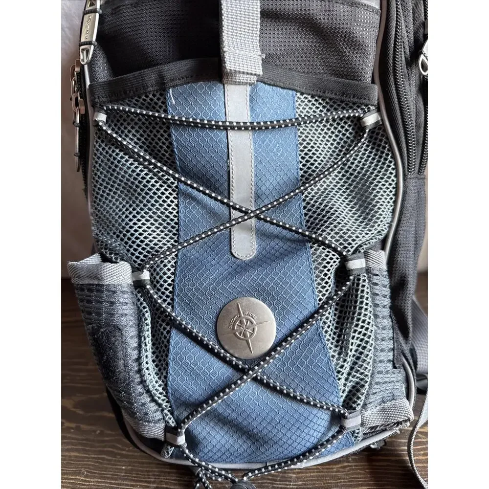Columbus CHP20-N Hydration Backpack Blue/Black 15” Outdoor Daypack Organizer